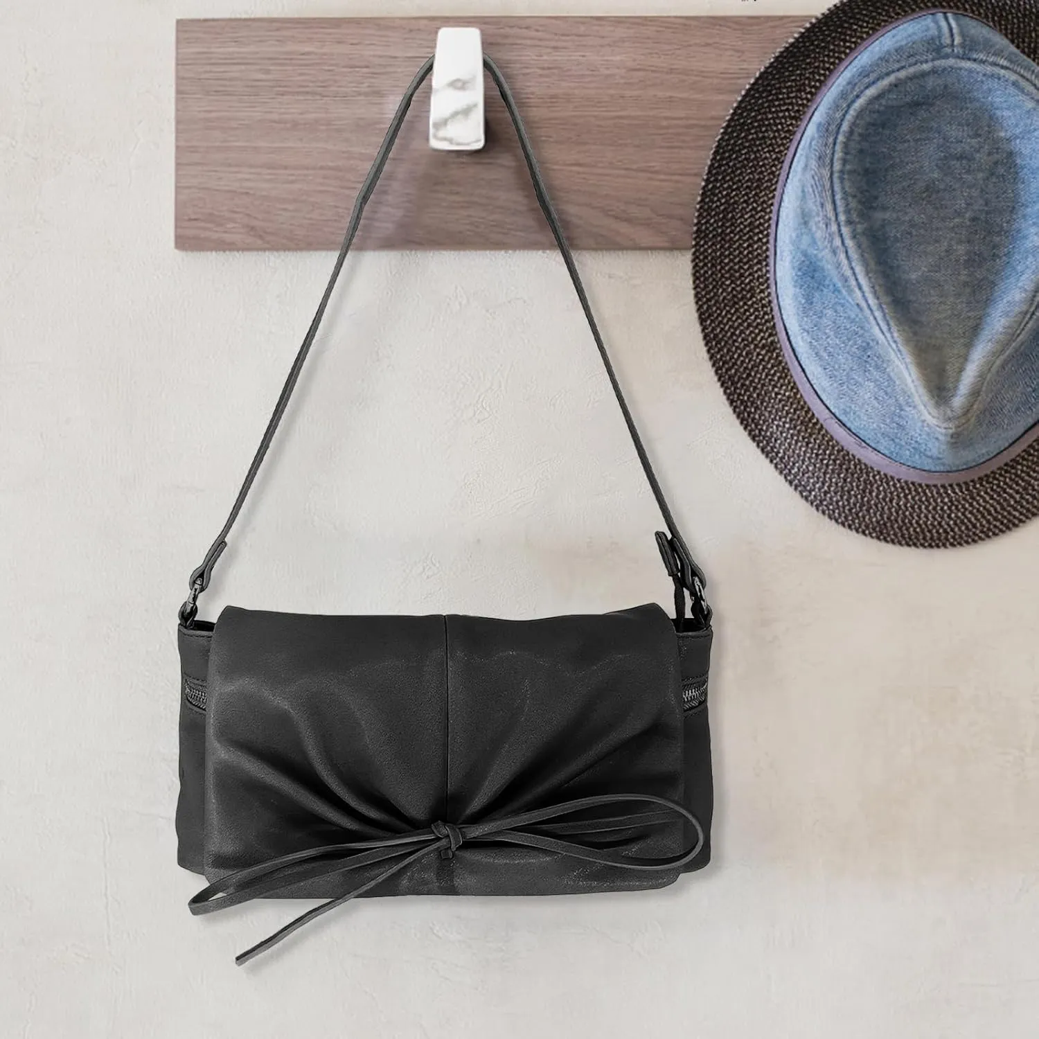 Compact PU Leather Clutch Purse for Women, Crossbody Wallet with Adjustable Chain Strap