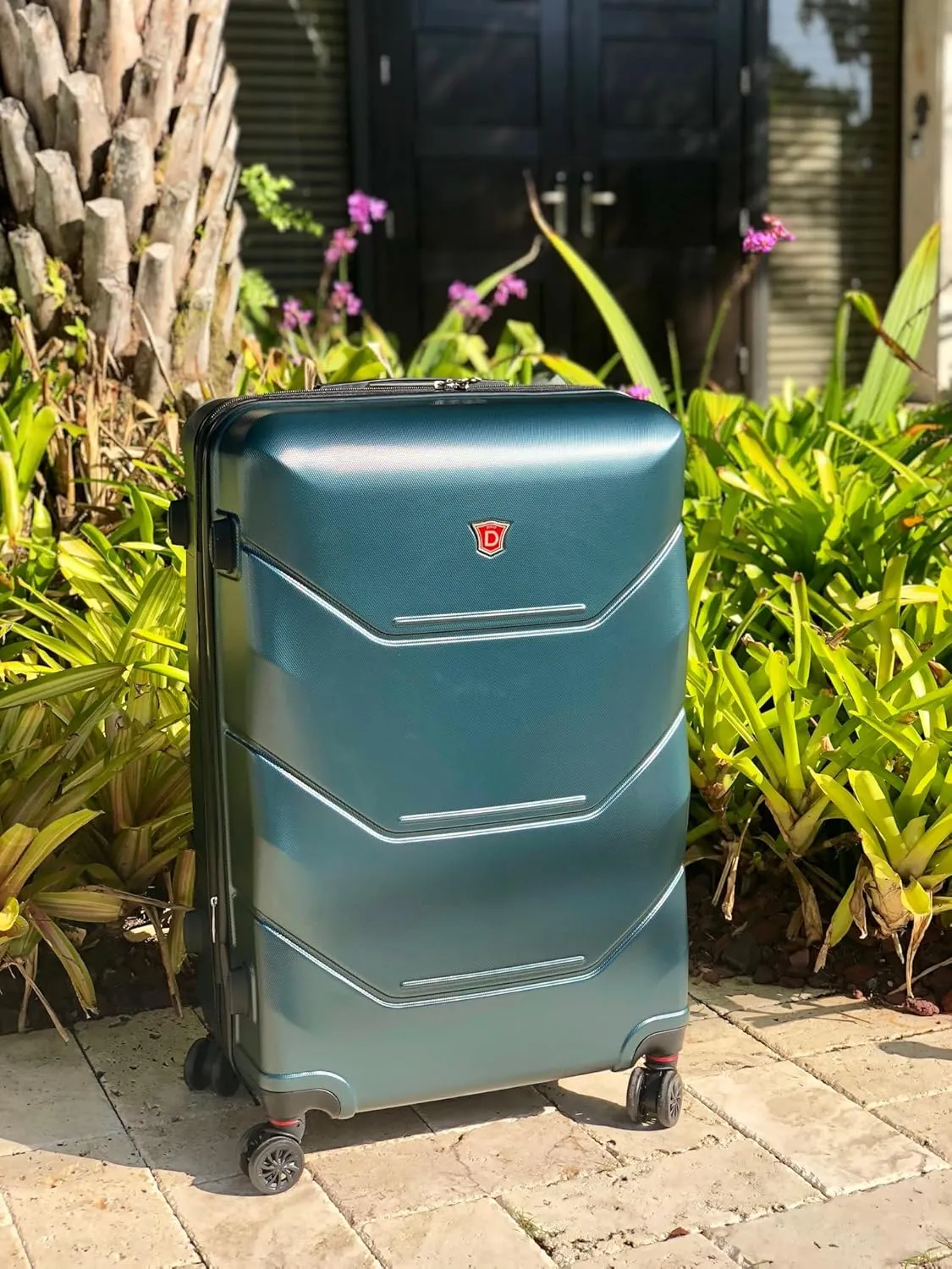 DUKAP ZONIX Luggage with Spinner Wheels | Durable Lightweight Hardside Suitcase, Spacious Travel Bag with Handle and Trolley | 30 Inch Large Checked Luggage | Green