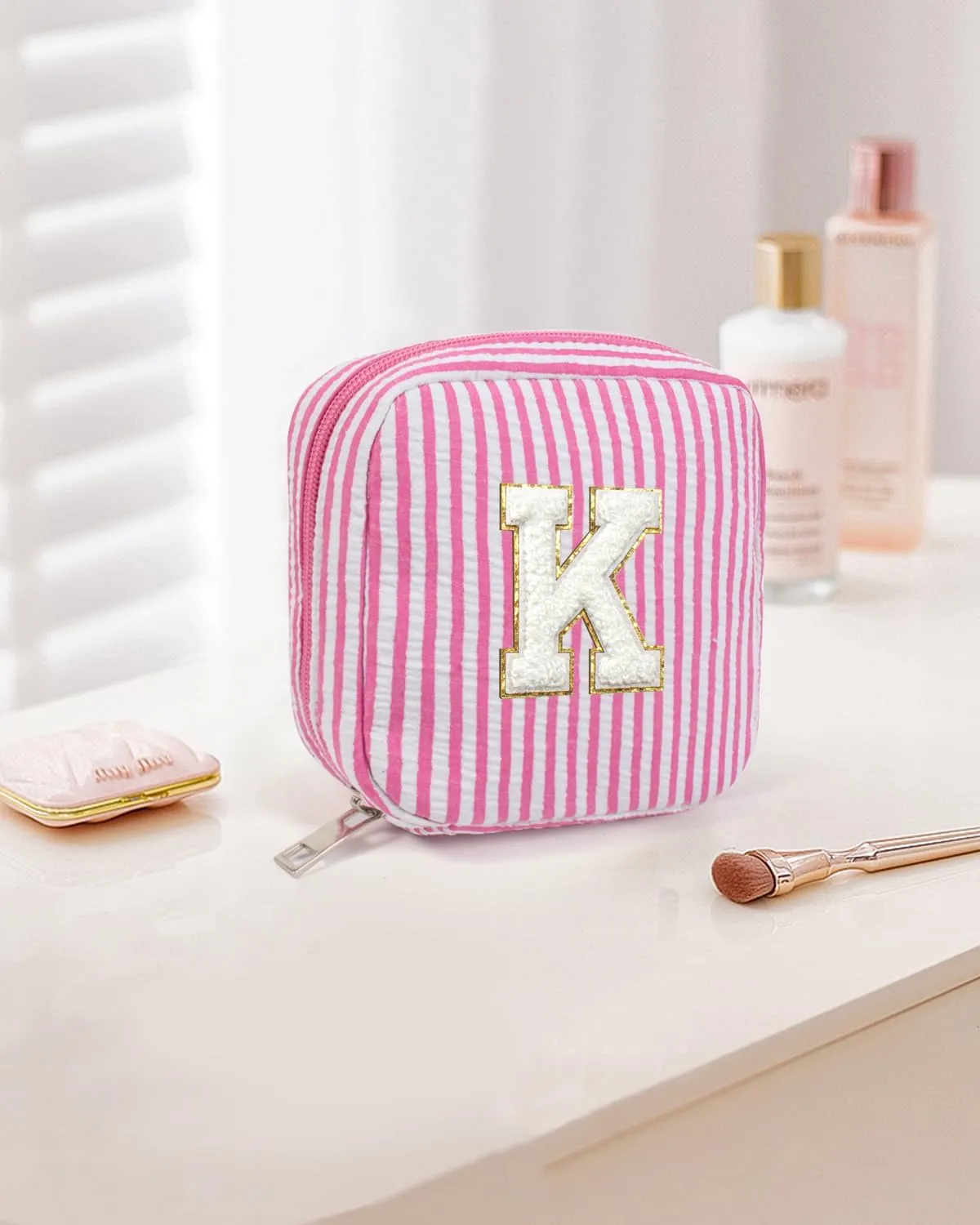 LETGO 2025 Graduation Gifts for Women- Personalized Initial Cute Pink Cosmetic Makeup Bag Pouch Make Up Bags Travel Toiletry Bag for Her Mom Girlfriend Wife Teacher 18th Birthday Gifts for Girls