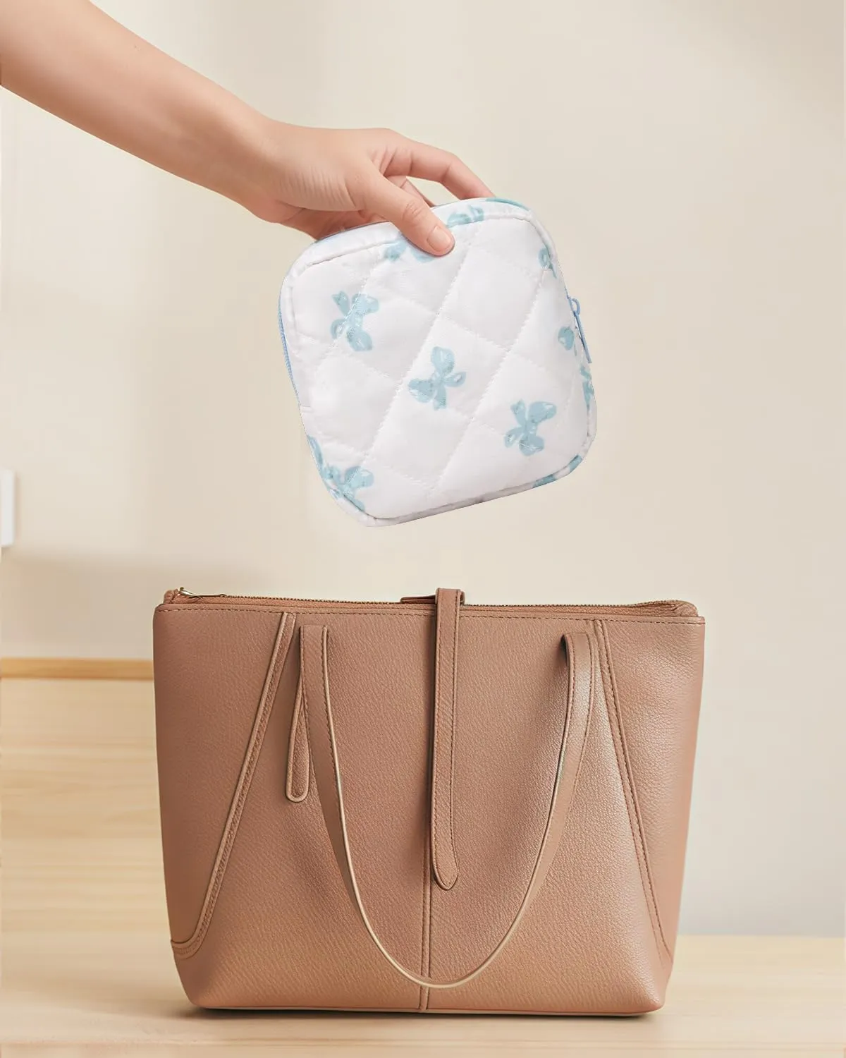 LETGO Cotton Quilted Makeup Bag, Cute Pouch Toiletry Bag Checkered Cosmetic Bag Quilted Floral Organizer Travel Coquette Aesthetic Portable Storage Zipper Purse for Women (Blue Butterfly)