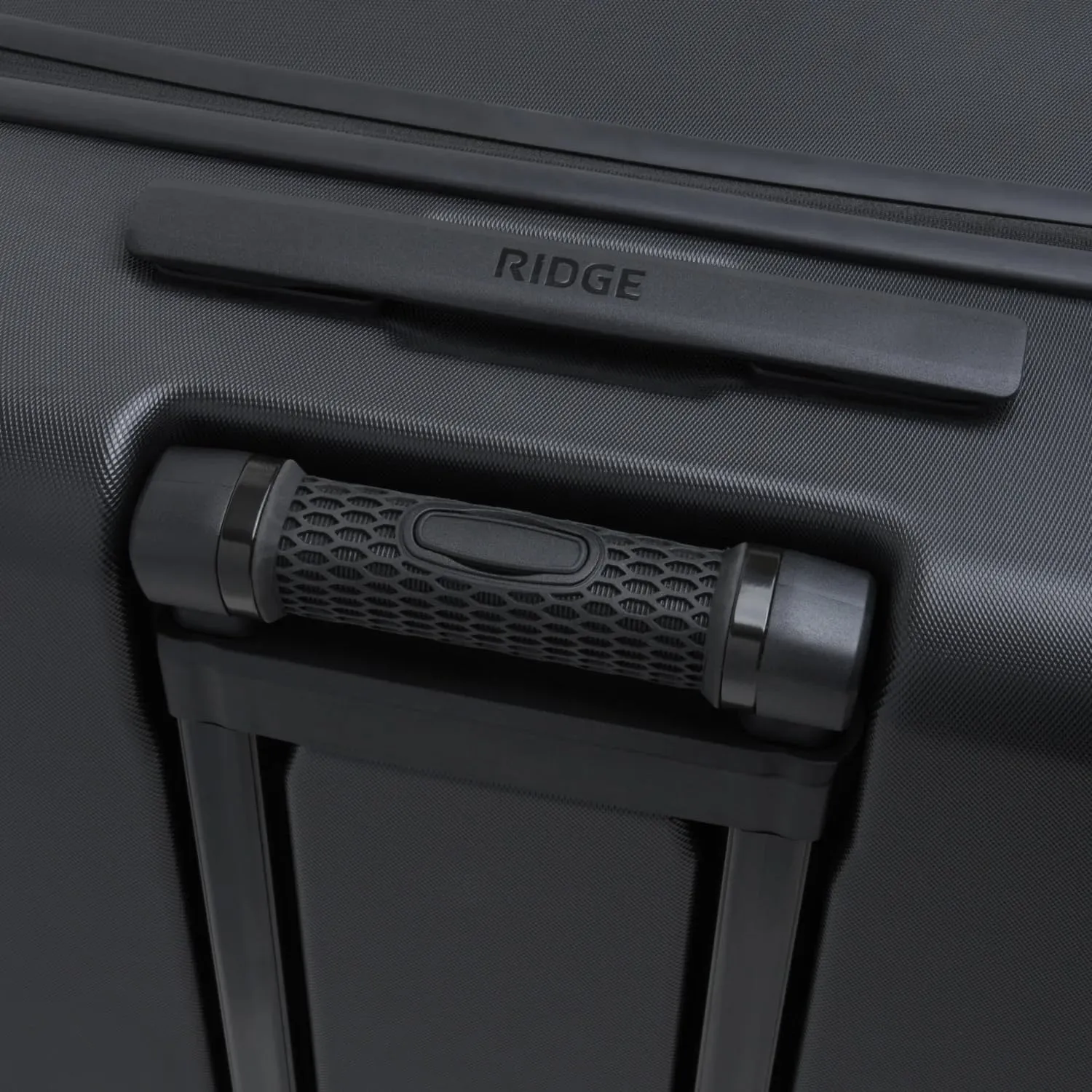 Ridge Check-In Luggage - German Makrolon Polycarbonate Shell - TSA-Approved Lock with 360 Spinner Wheels (Royal Black)
