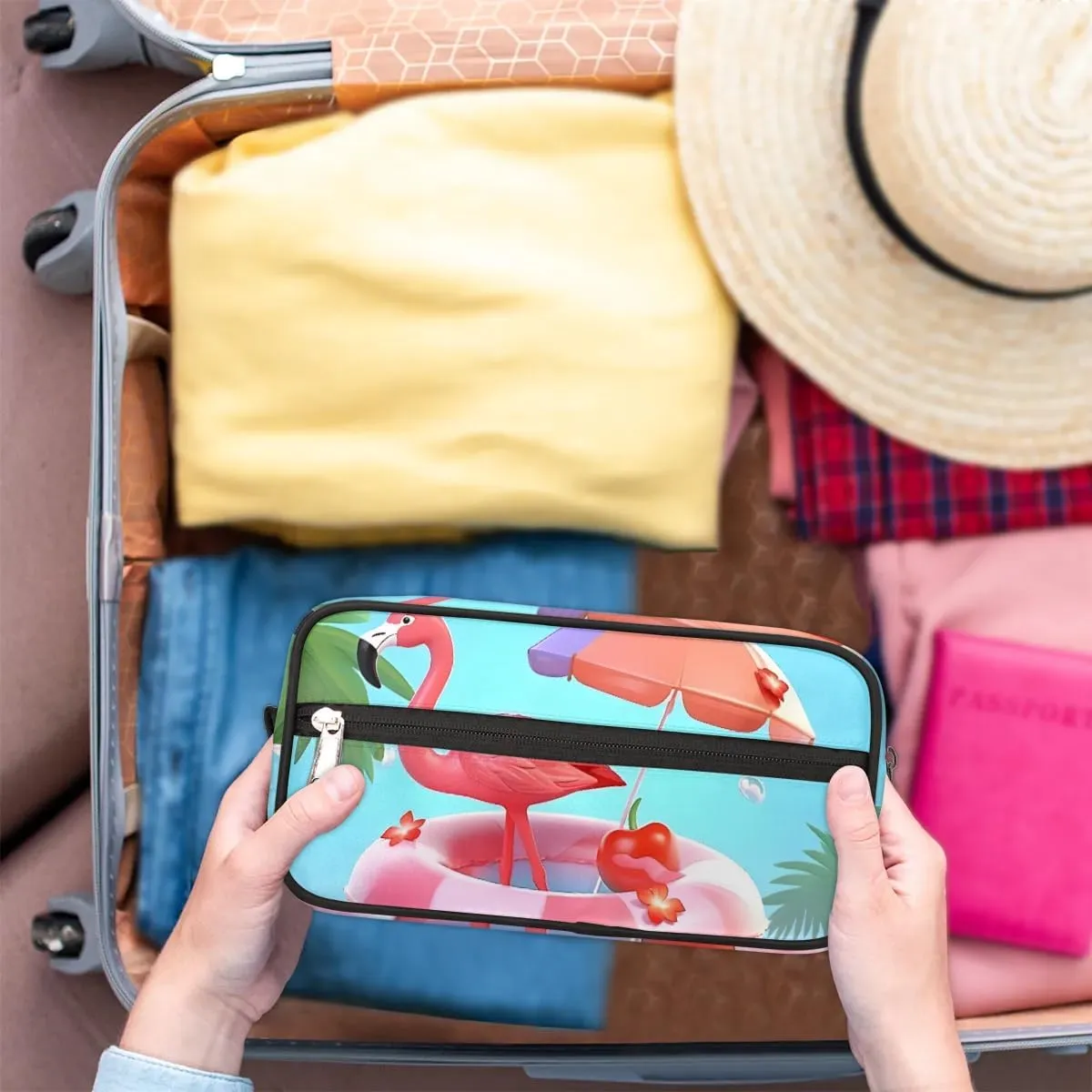 Travel Toiletry Bag for Women Men Flamingo Beach Hanging Cosmetic Bag Waterproof Makeup Bag for Shaving Makeup Toothbrush & Travel Essentials