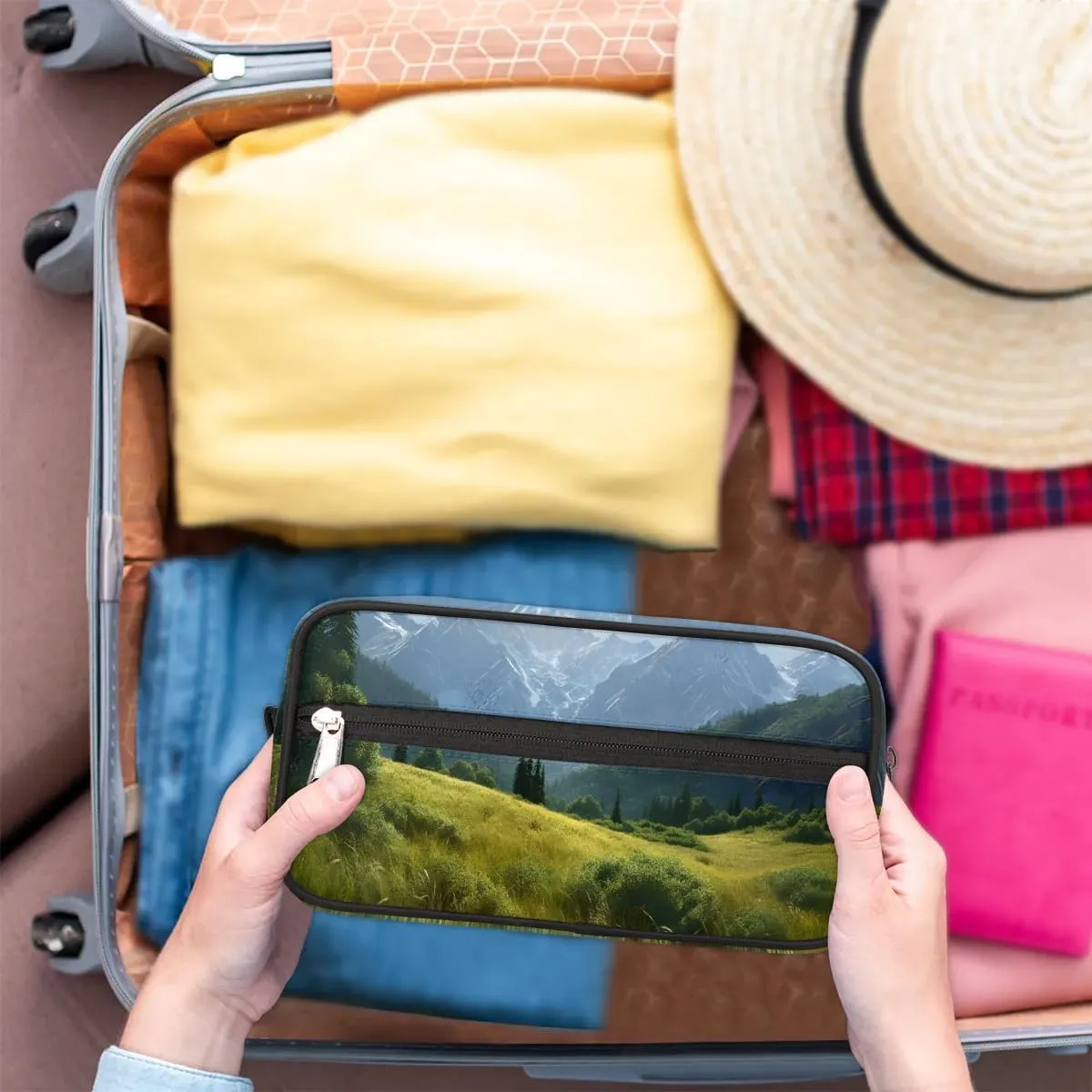Travel Toiletry Bag for Women Men Nature Mountains Hanging Cosmetic Bag Waterproof Makeup Bag for Shaving Makeup Toothbrush & Travel Essentials